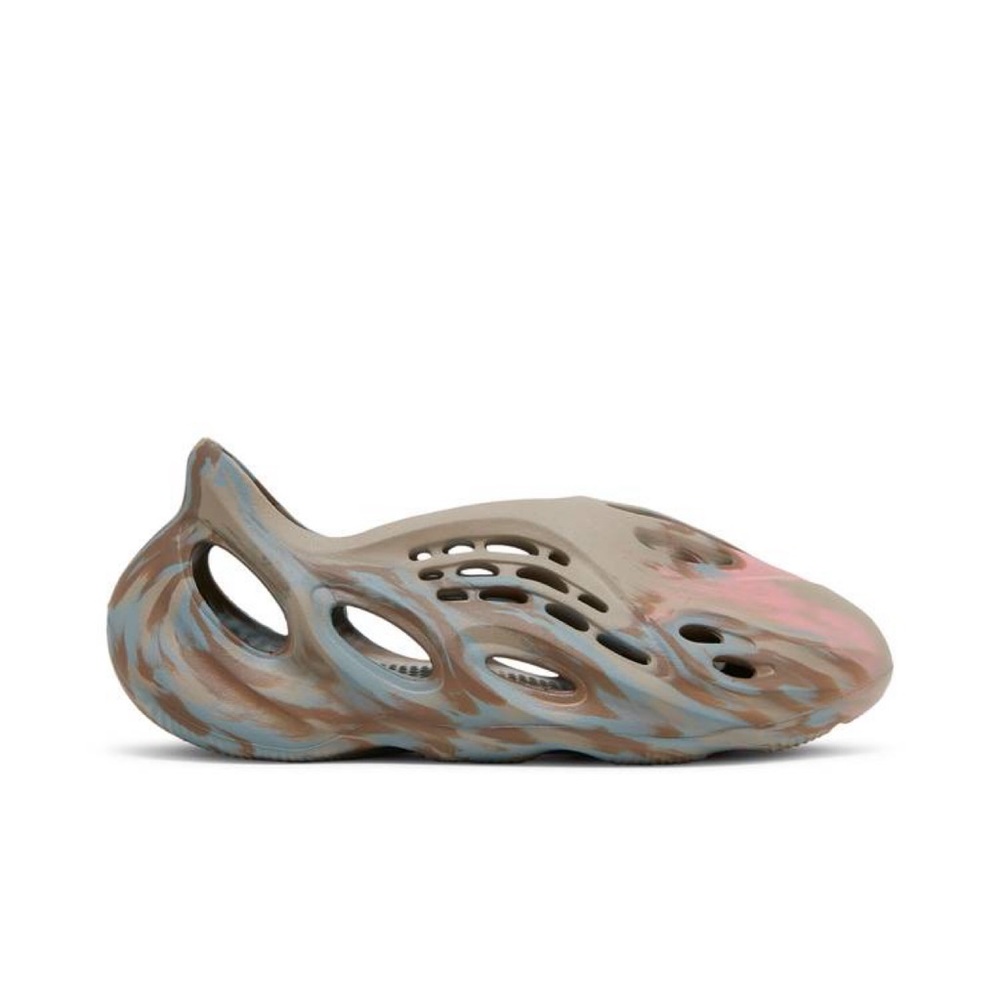 YEEEZY FOAM RUNNER